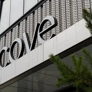 Cove Landmark Pinnacle Отель